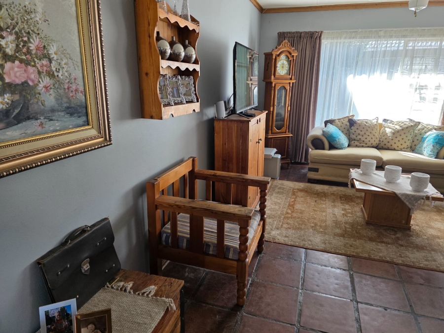 To Let 2 Bedroom Property for Rent in Heuwelsig Free State